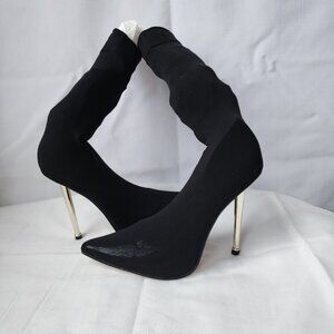 Fashion Nova “Jade” Black Ankle Booties Aesthetic Bold Metallic 4" Gold Size 6.5